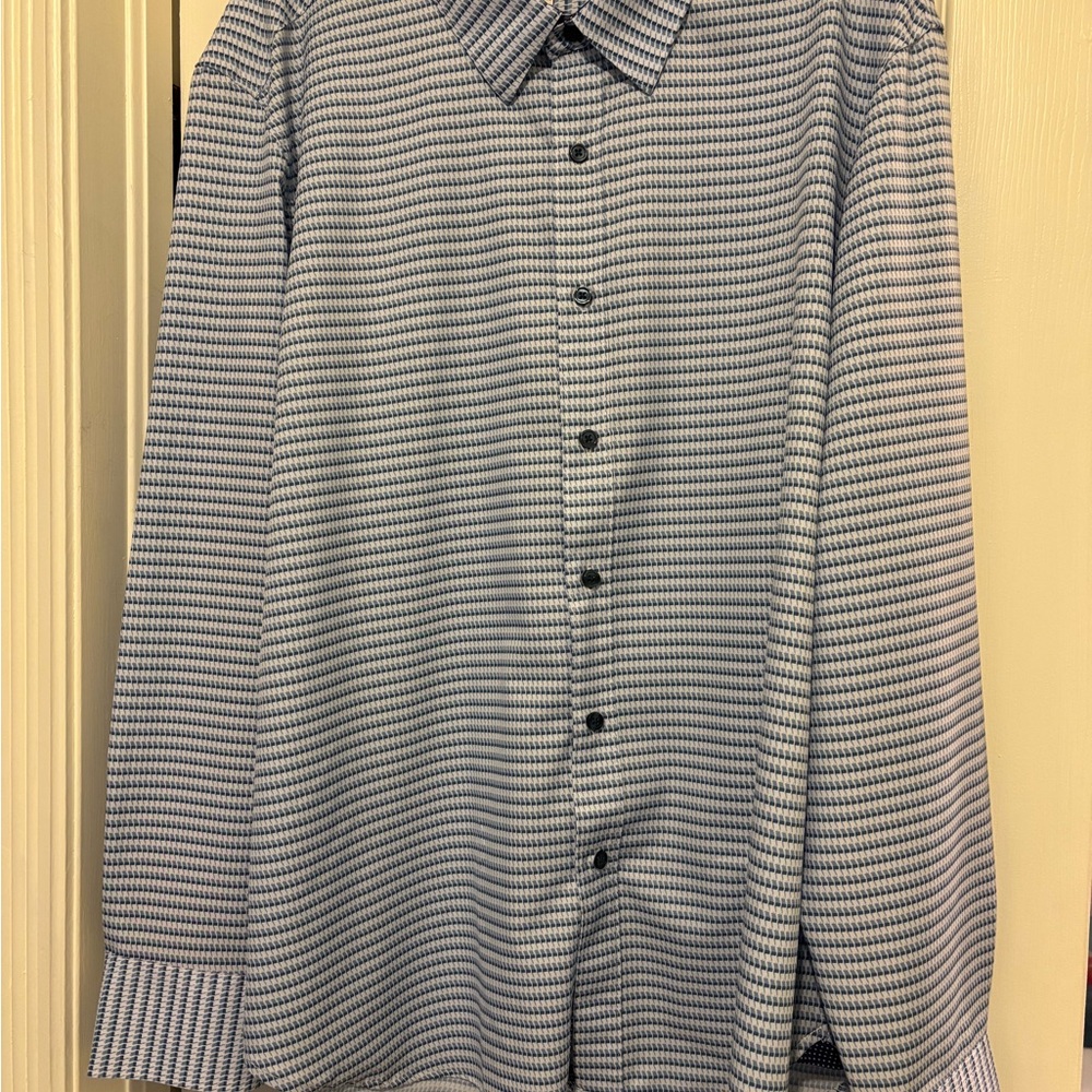 Men's Blue Patterned Shirt